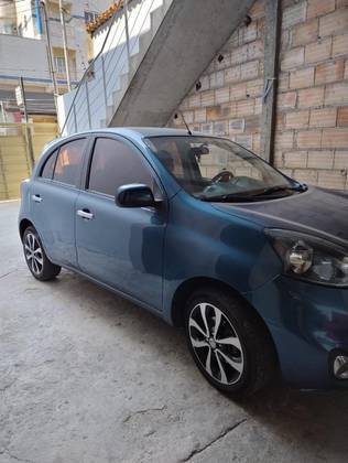 NISSAN MARCH 1.6 SL 16V FLEX 4P MANUAL